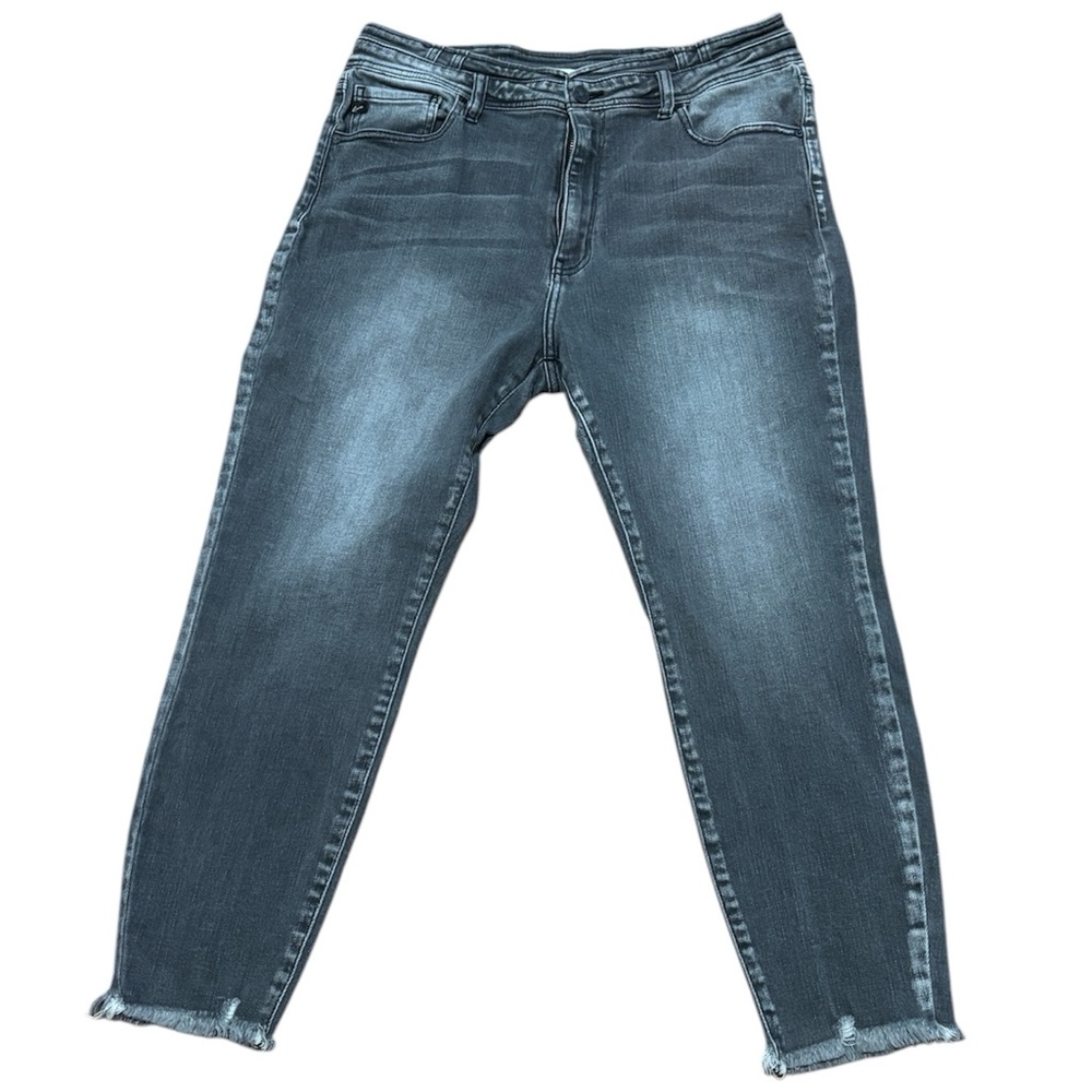 KanCan Estilo by Maurice’s Women's Jeans 32 Grey